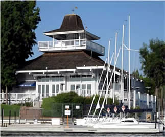 On Beautiful Westlake Lake
